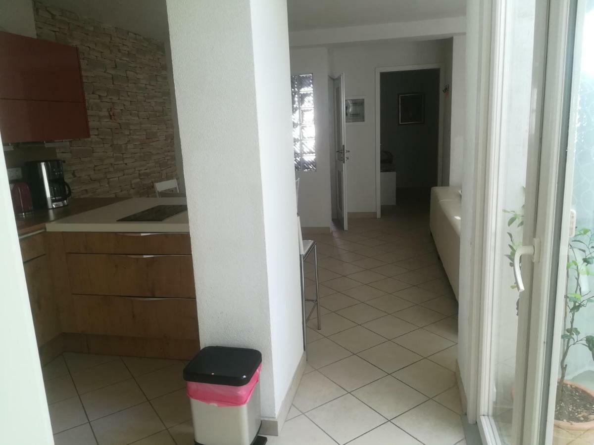 Apartma Zalka Izola Eksteriør bilde