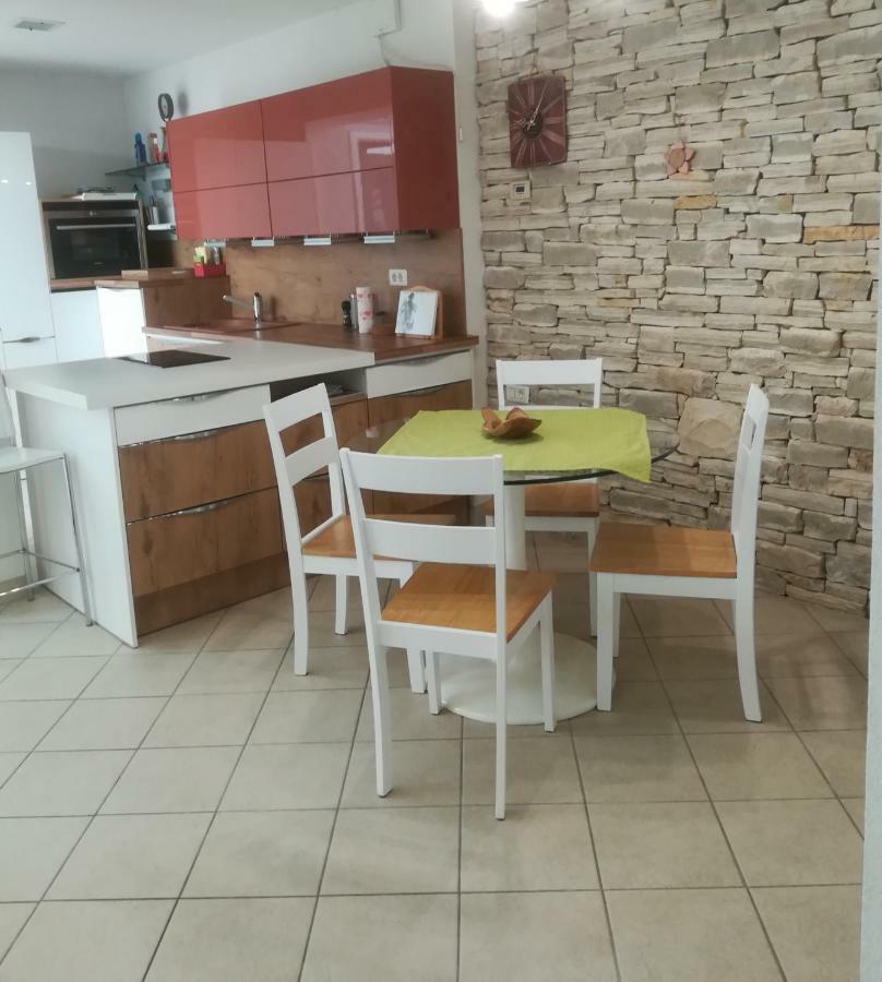 Apartma Zalka Izola Eksteriør bilde