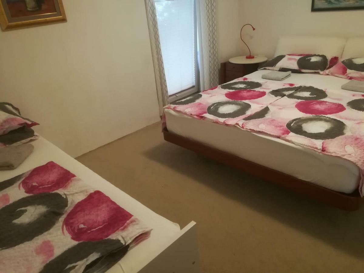 Apartma Zalka Izola Eksteriør bilde